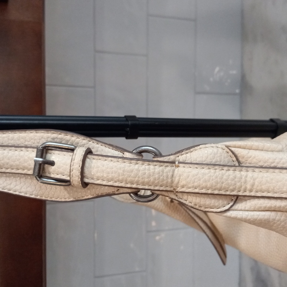 Shoulder Handbag - Picture 10 of 16